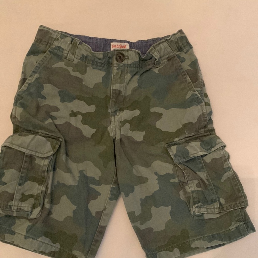 Camouflage Boy’s shorts size 10. Very nice